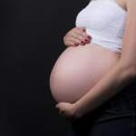 Jakie są najlepsze piżamy dla kobiet w ciąży? Komfort i styl na pierwszym miejscu
