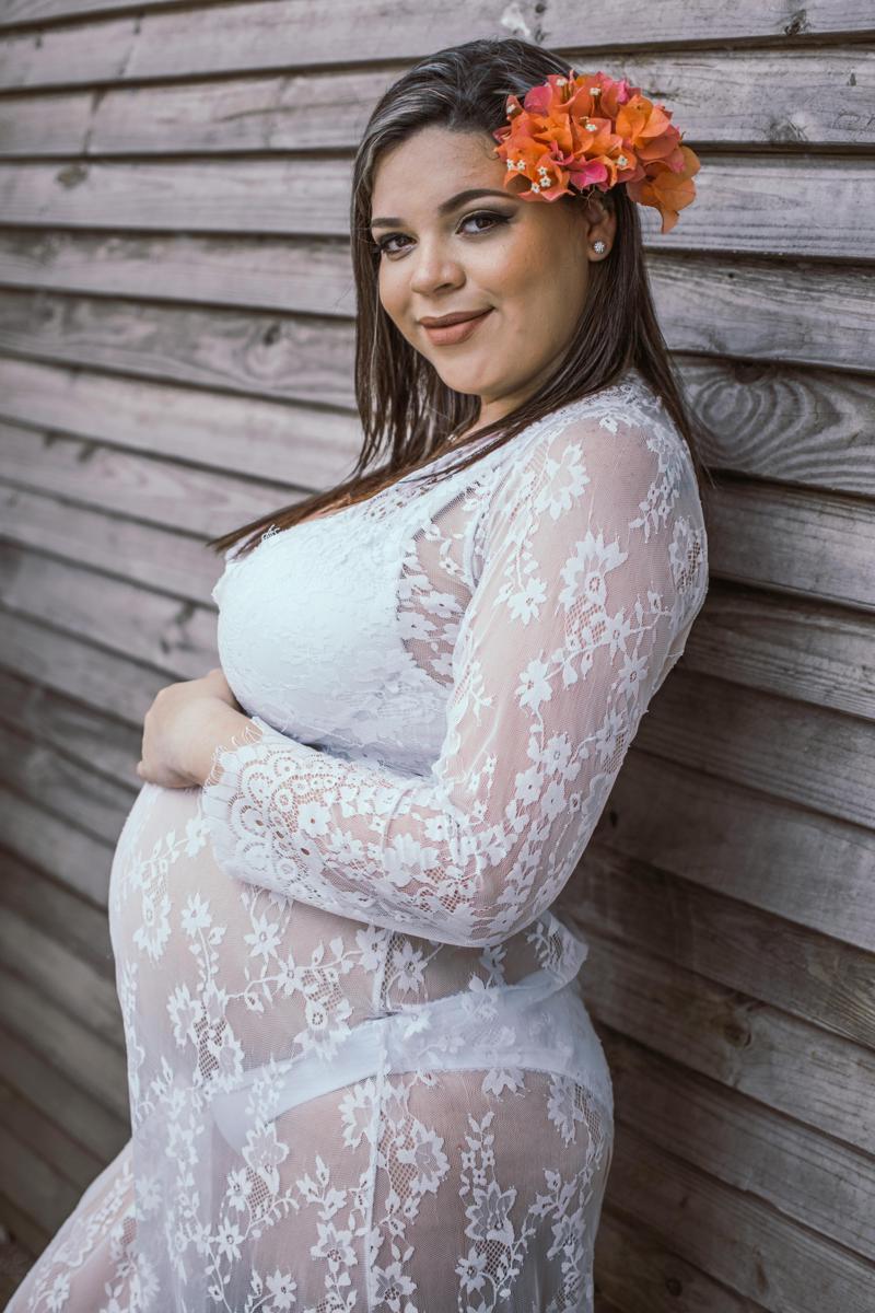 pregnant bride